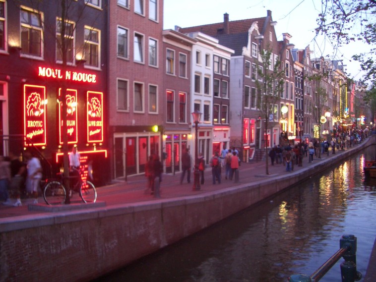 Calle Roja Holanda - Braun Free Glider